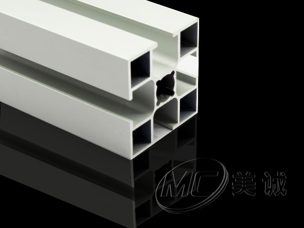 工業鋁型材廠家能做鋁合金門窗嗎？