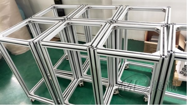 鋁型材物料周轉(zhuǎn)車(chē) 鋁型材物料周轉(zhuǎn)車(chē)