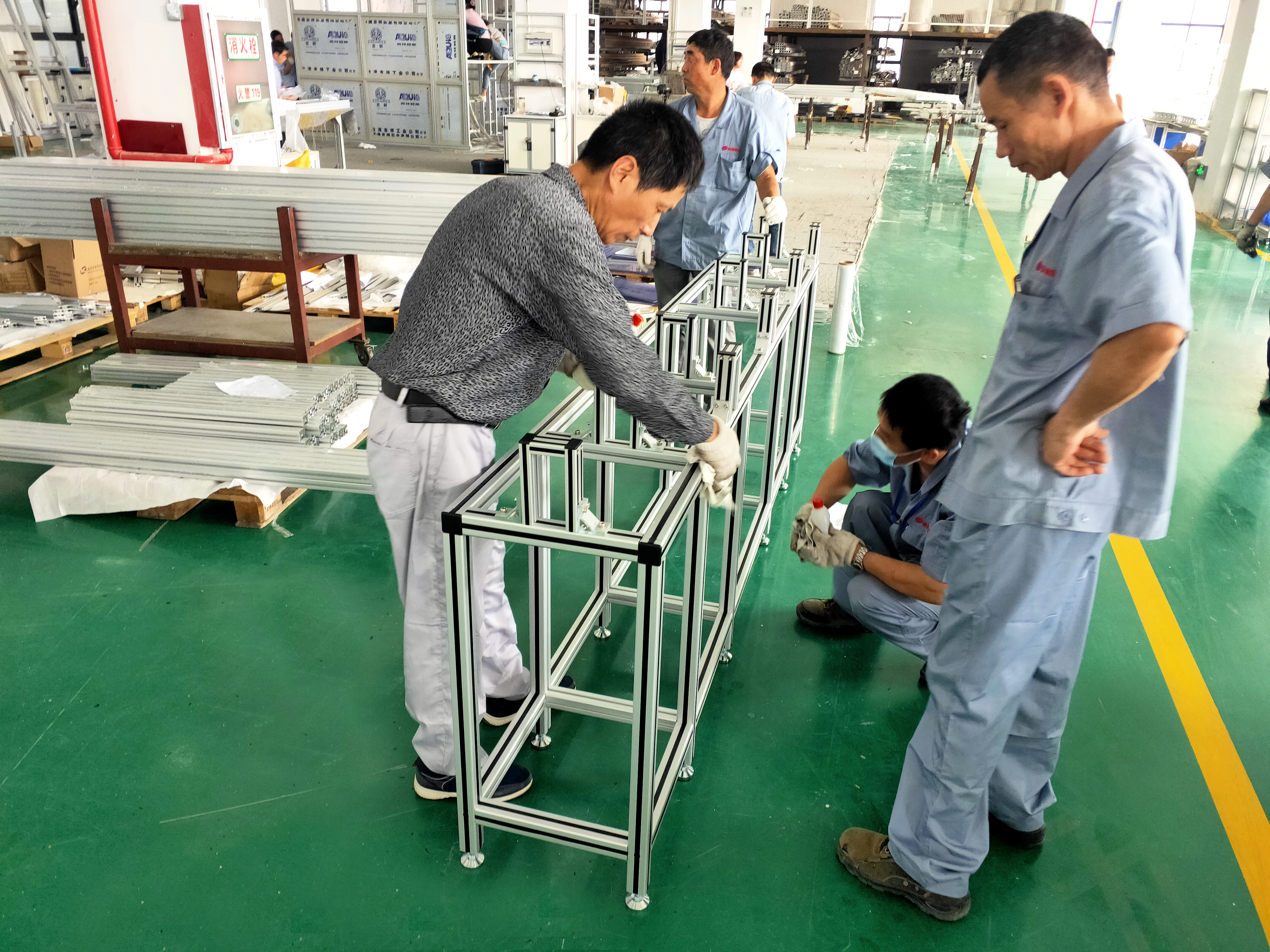 工業鋁型材圍欄，不同客戶的加工方案