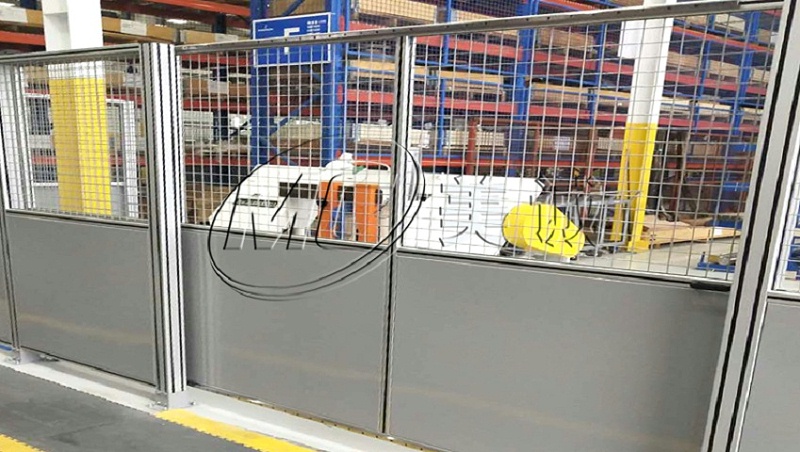 鋁型材設(shè)備防護(hù)圍欄（2）